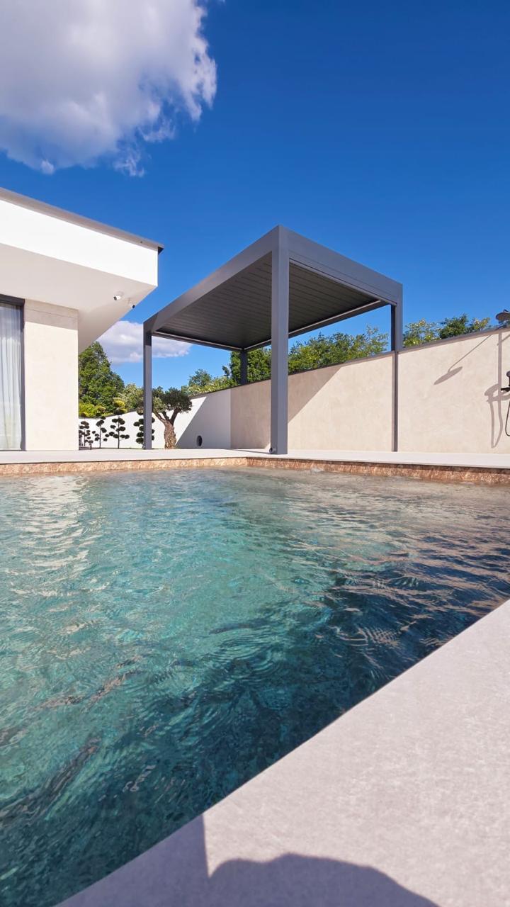 High Standards Bioclimatic Pergolas