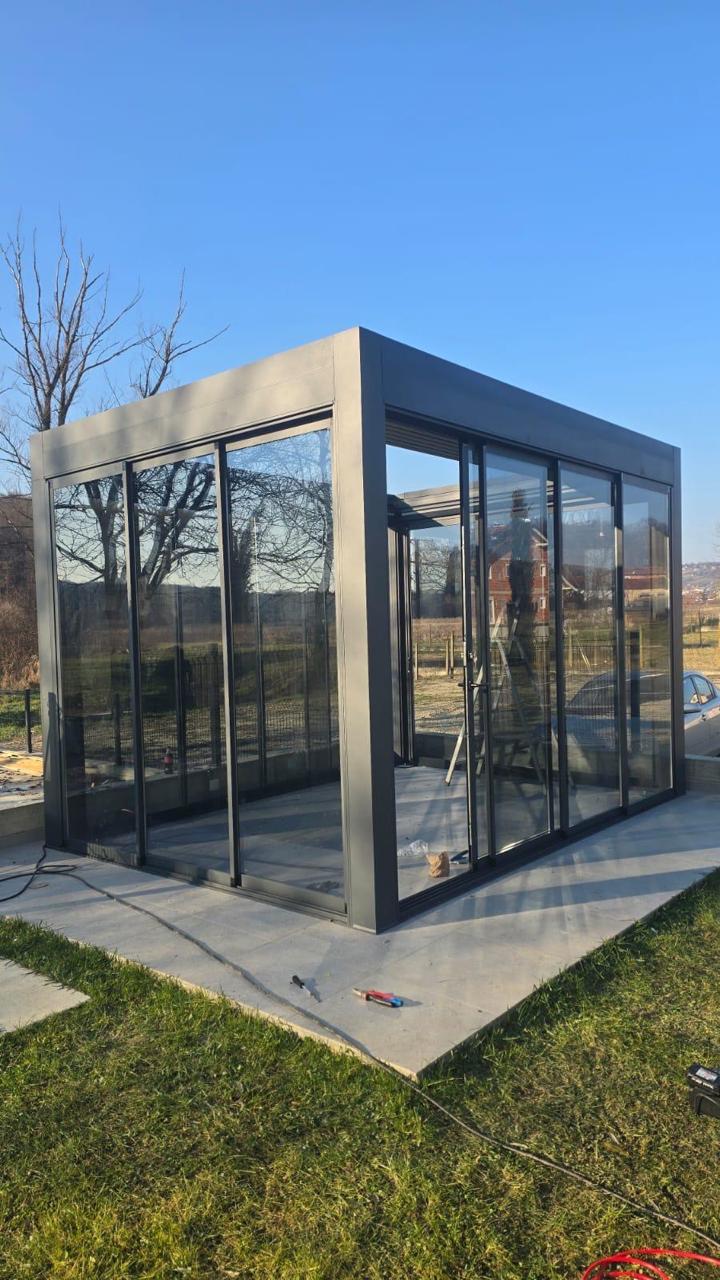 High Standards Bioclimatic Pergolas
